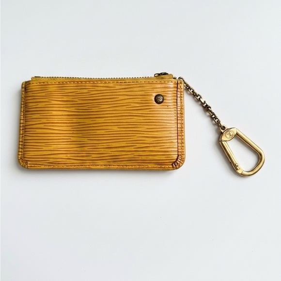 louis vuitton zippered key pouch